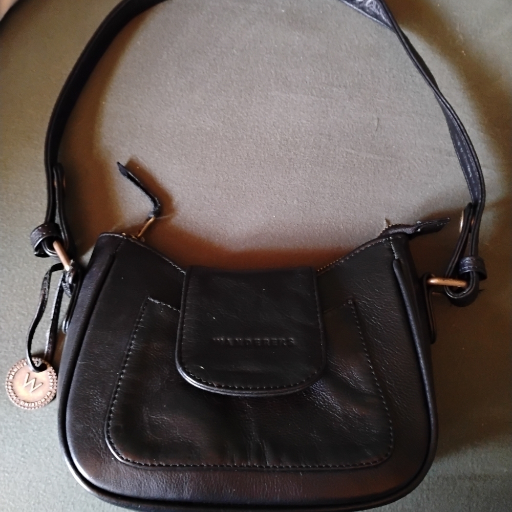 Stylish Black Leather Shoulder Bag